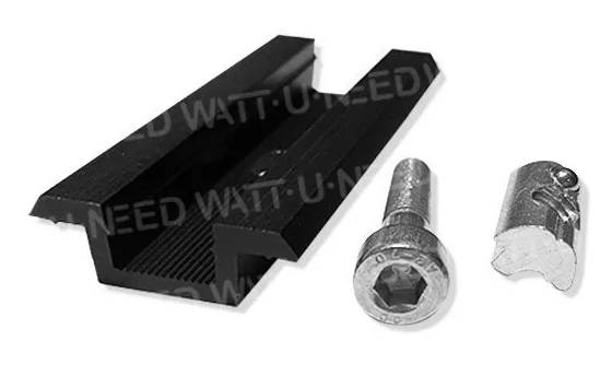 Clame de milieu pour panneaux sur toit en tuile